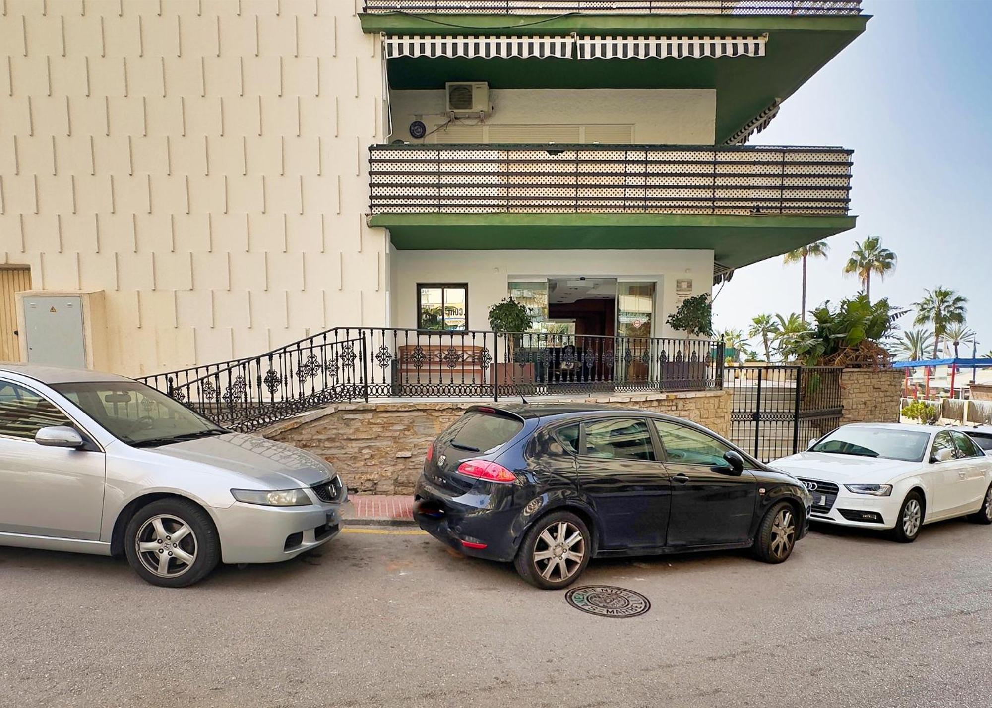 Mediterraneo 508. Fantastic Studio On The Beachfront With Sea Views. Marbella Exterior photo