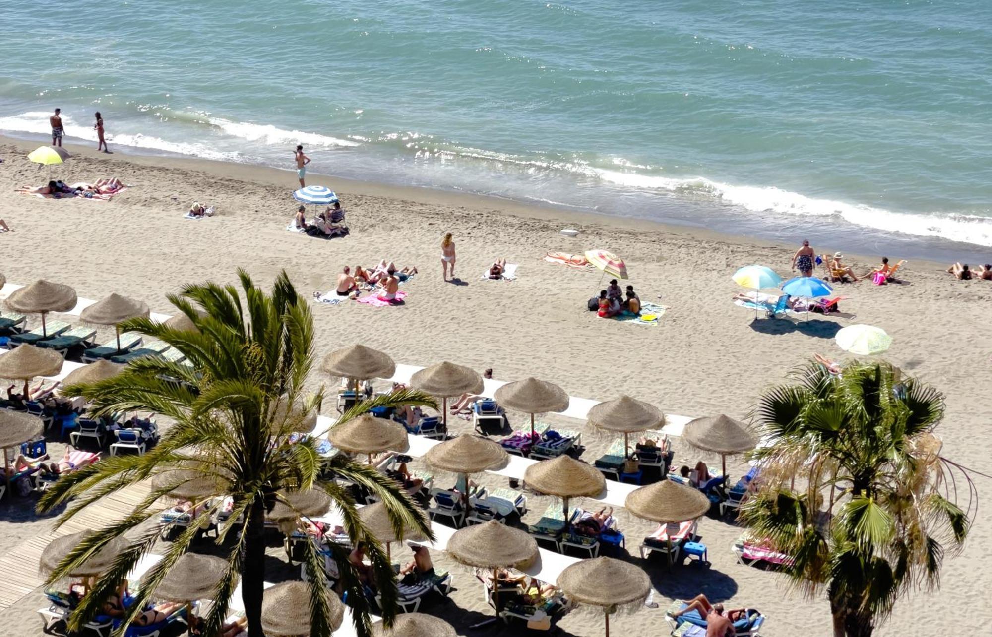 Mediterraneo 508. Fantastic Studio On The Beachfront With Sea Views. Marbella Exterior photo